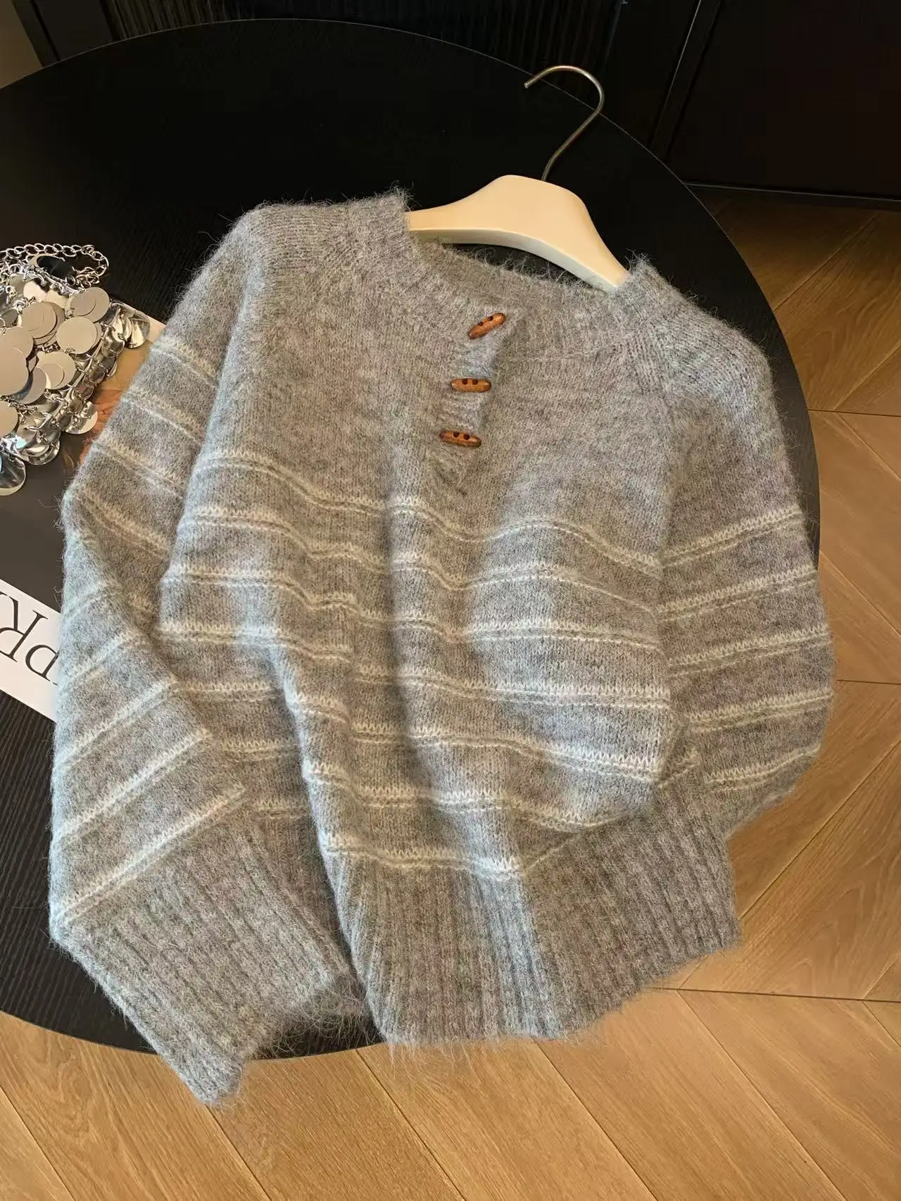 Suéter de Lana y Cachemira a R - Embroidery reseña y precio