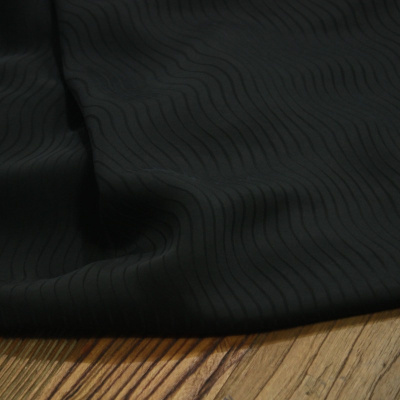 Tela Cupro Jacquard, Suave y S - Sewing reseña y precio